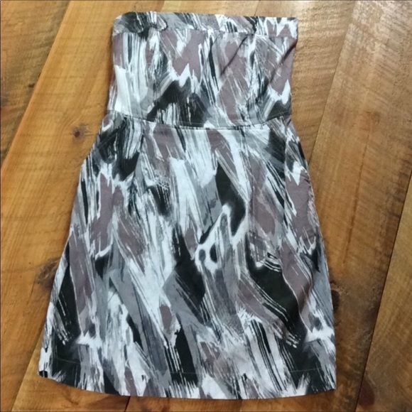 Banana Republic strapless dress Size 4 New - Picture 4 of 9